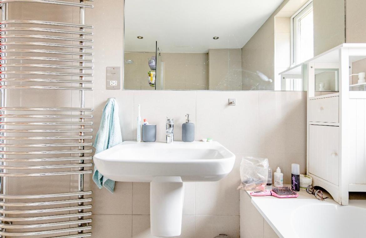 Central London Comfortable Homestyle Apartment Ngoại thất bức ảnh
